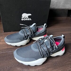 Sorrel Kinetic Impact Lace Glow Women’s Sneakers Size 9